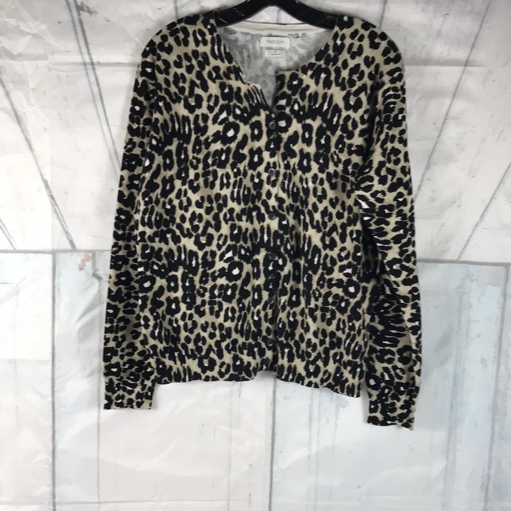 VAN HEUSEN Animal print cardigan new without tag